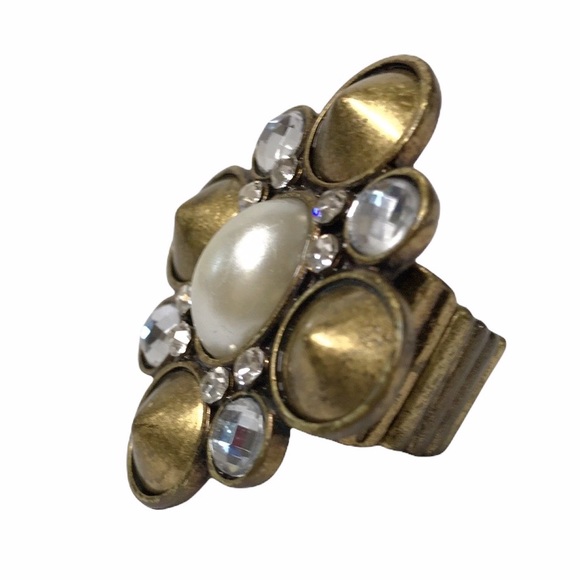 Vintage Pearl & Rhinestone Stretch Ring - Picture 2 of 8
